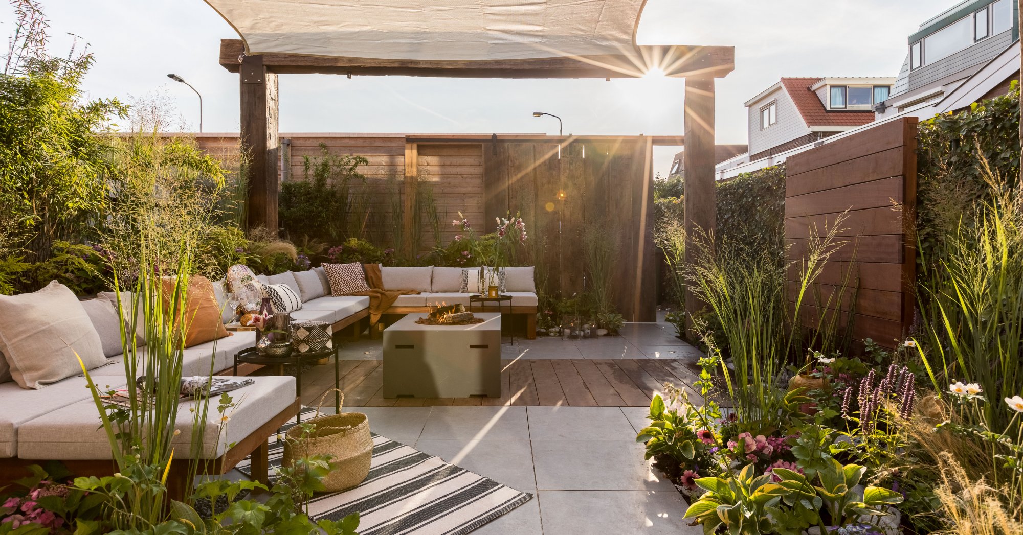 Vuur, Water, Lucht en Aarde: de 4 elementen samen in een tuin | RTL.nl